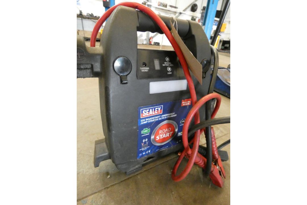 Sealey Battery Booster & Mobile Compressor (Location: Penryn. Please Refer to Important Information) - Image 2 of 3