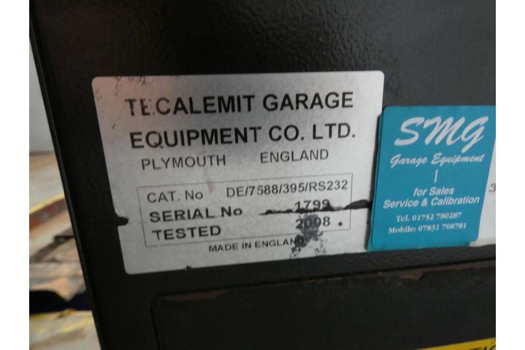 Class 4 MOT Test Bay comprising:- Tecalemit Sentinel SF9254 Vehicle Lift (2008), Capacity 4000kg, Se - Image 12 of 12