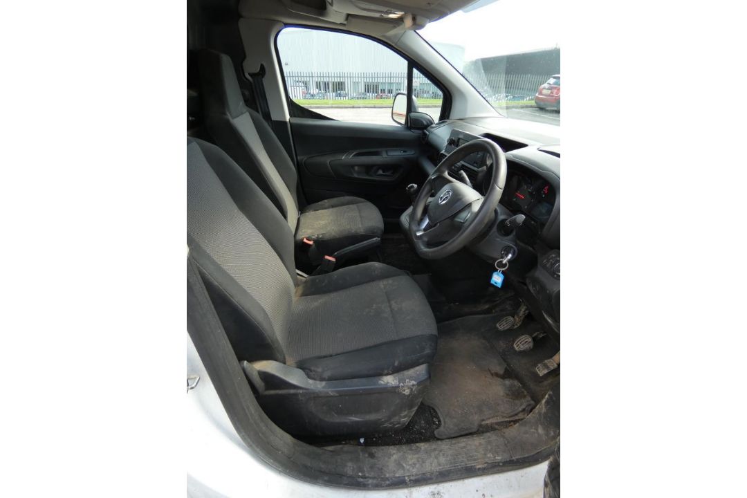 Vauxhall Combo Cargo L1 H1 Edition Van, Registration WM68 ZKE, MOT Valid Until 23rd November 2026, O - Image 16 of 21