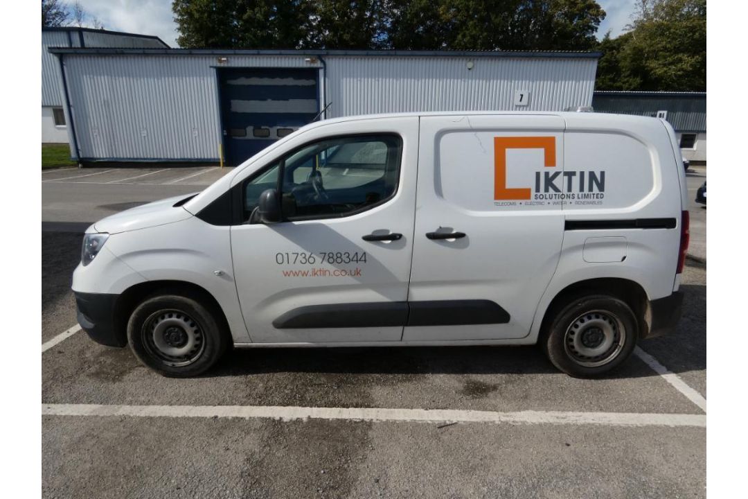 Vauxhall Combo Cargo L1 H1 Edition Van, Registration WM68 ZKE, MOT Valid Until 23rd November 2026, O - Image 6 of 21