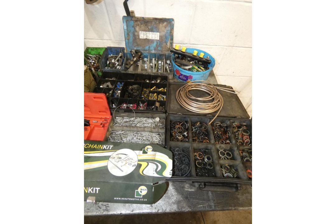 3 Steel Benches & Contents (Location: Penryn. Please Refer to Important Information) - Image 4 of 11