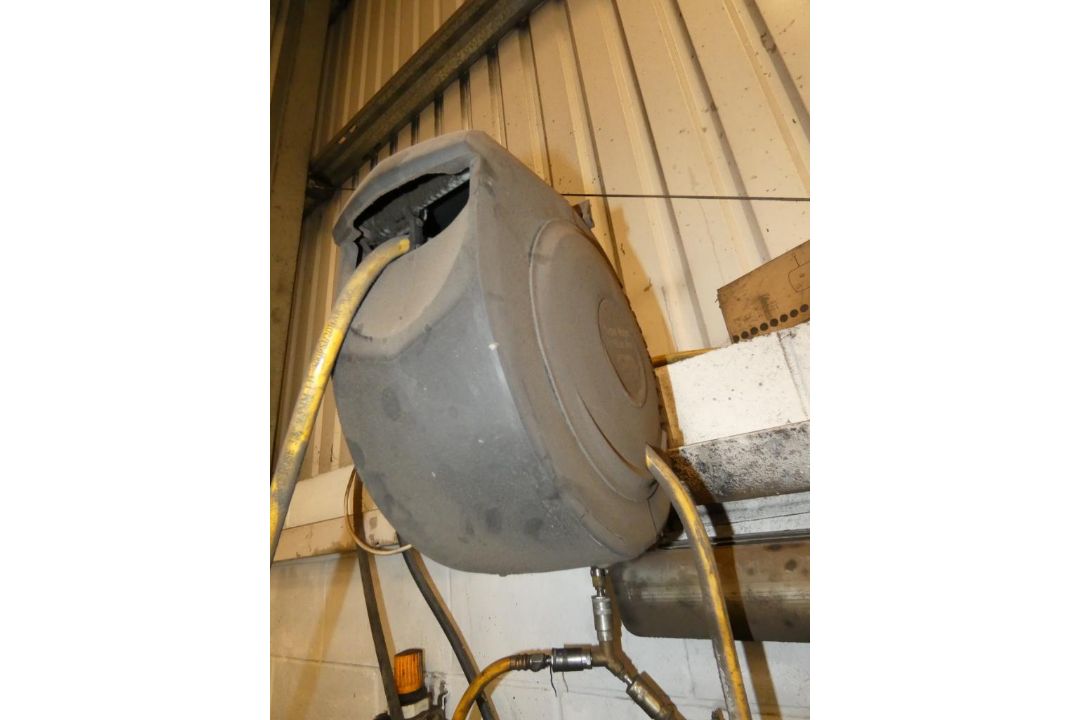 3 Air Hose Reels (Location: Penryn. Please Refer to Important Information) - Image 3 of 3