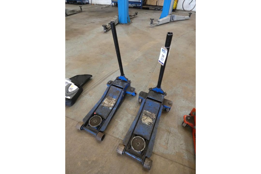 2 Trolley Jacks (Location: Penryn. Please Refer to Important Information) - Image 1 of 2