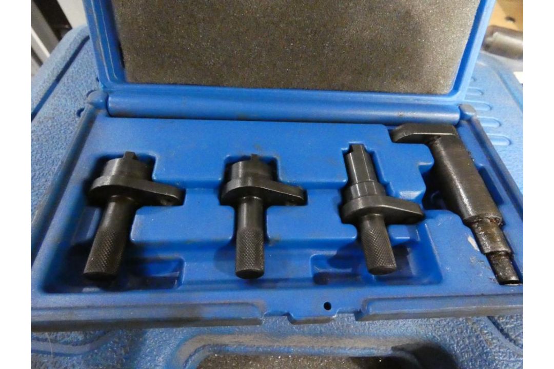 15 Varius Laser Timing Kits, Testers & Installation Tools etc (Location: Penryn. Please Refer to Imp - Image 4 of 13