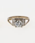 Ring mit Brillanten