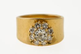 Bandring mit Diamanten