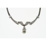 Collier mit großem Altschliffdiamanten