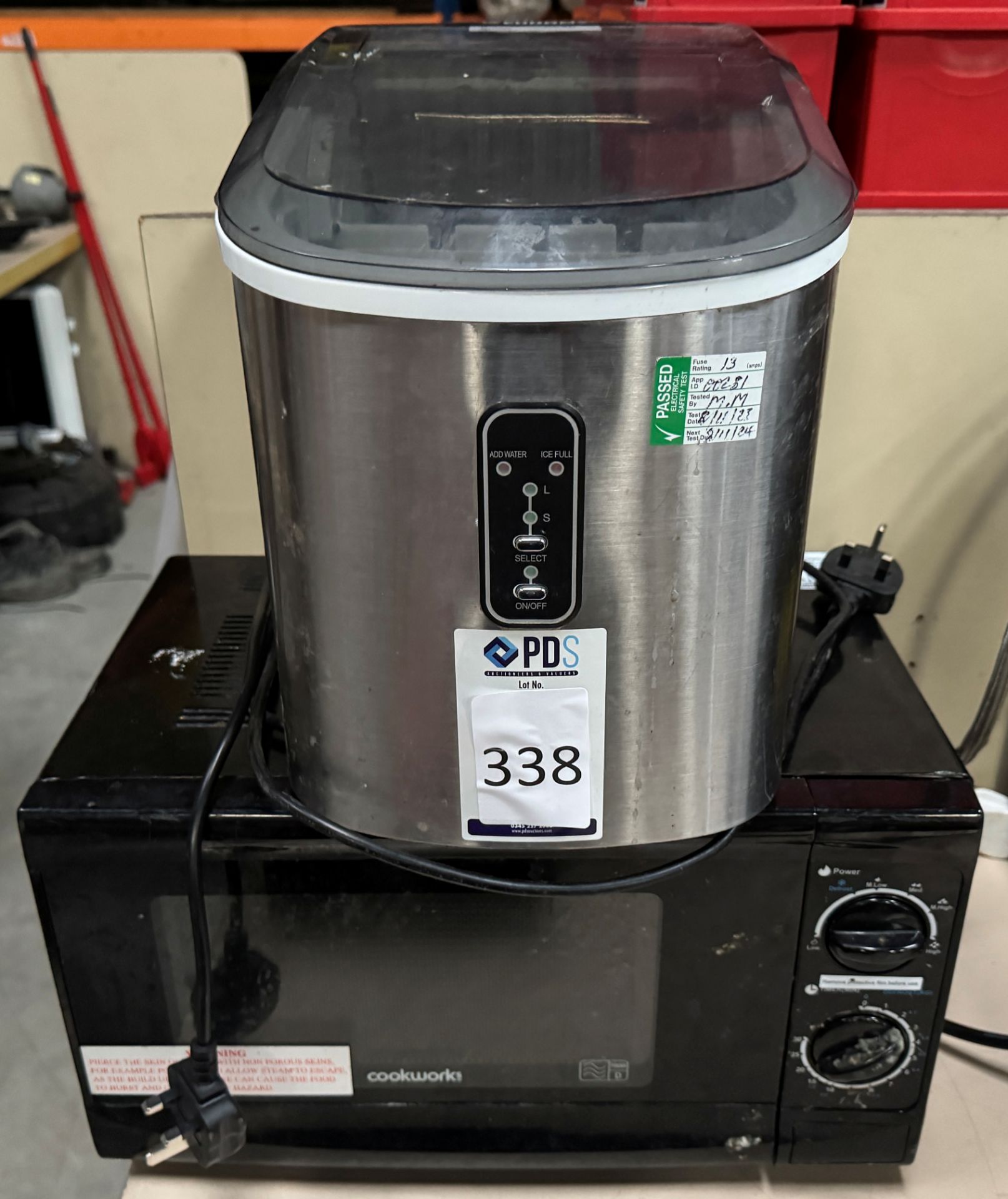 Euhomy HZB-12/SA Counter-Top Ice Maker & Cookworks 700w Microwave (Location: Brentwood. Please Refer