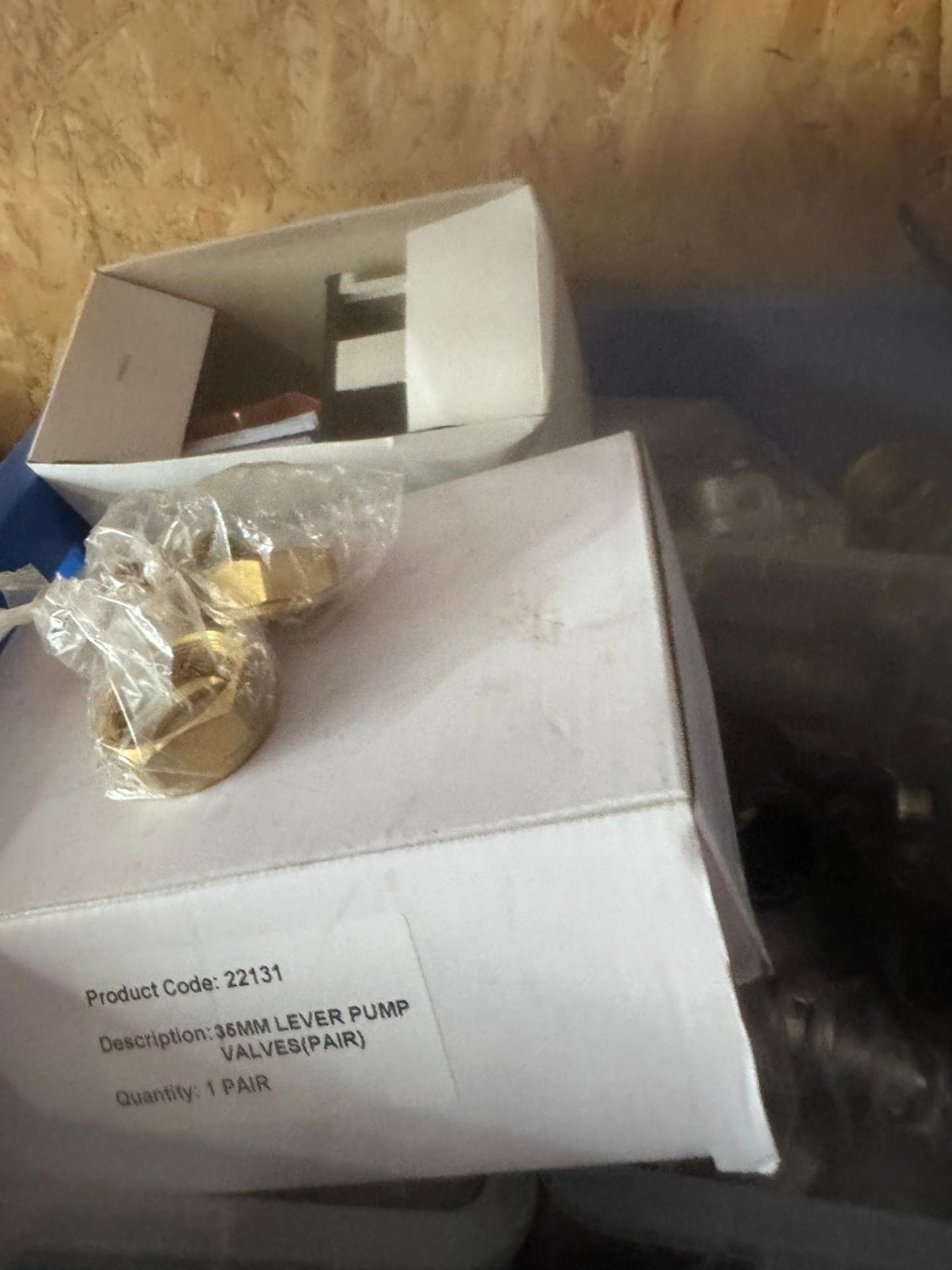 Contents of Two Shelves Comprising Brass & Steel Fittings, Valves, Five Lever Pump Valves, etc. ( - Image 7 of 7