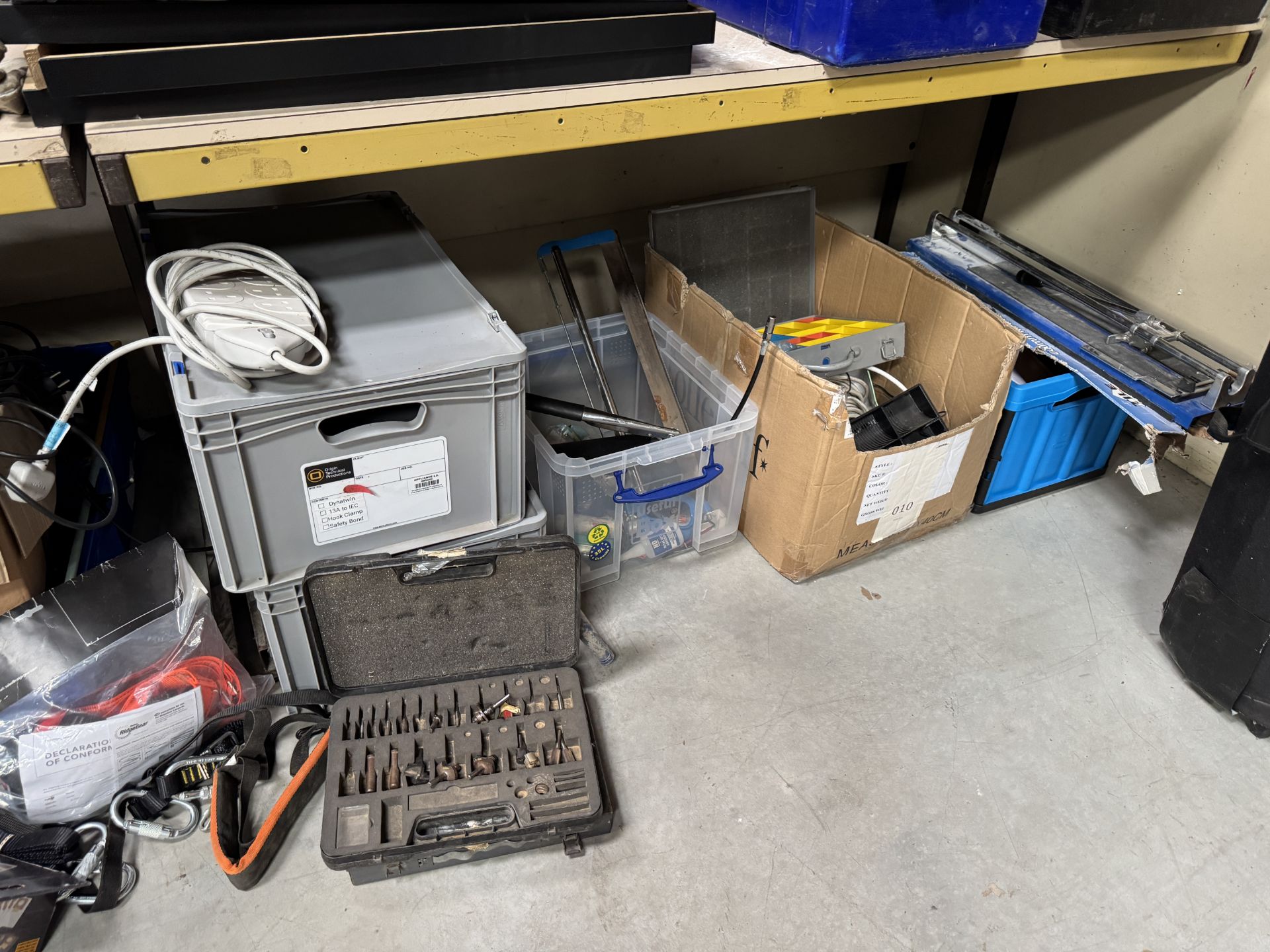 Quantity of 3-Pin Plugs, Photography Equipment, Tile Cutter, Sundries etc (Location: Brentwood. - Image 2 of 3