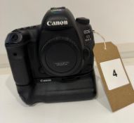 Canon EOS 5D MK4 Camera Body, Serial Number 253057003318 with Canon BG-E20 Battery Grip