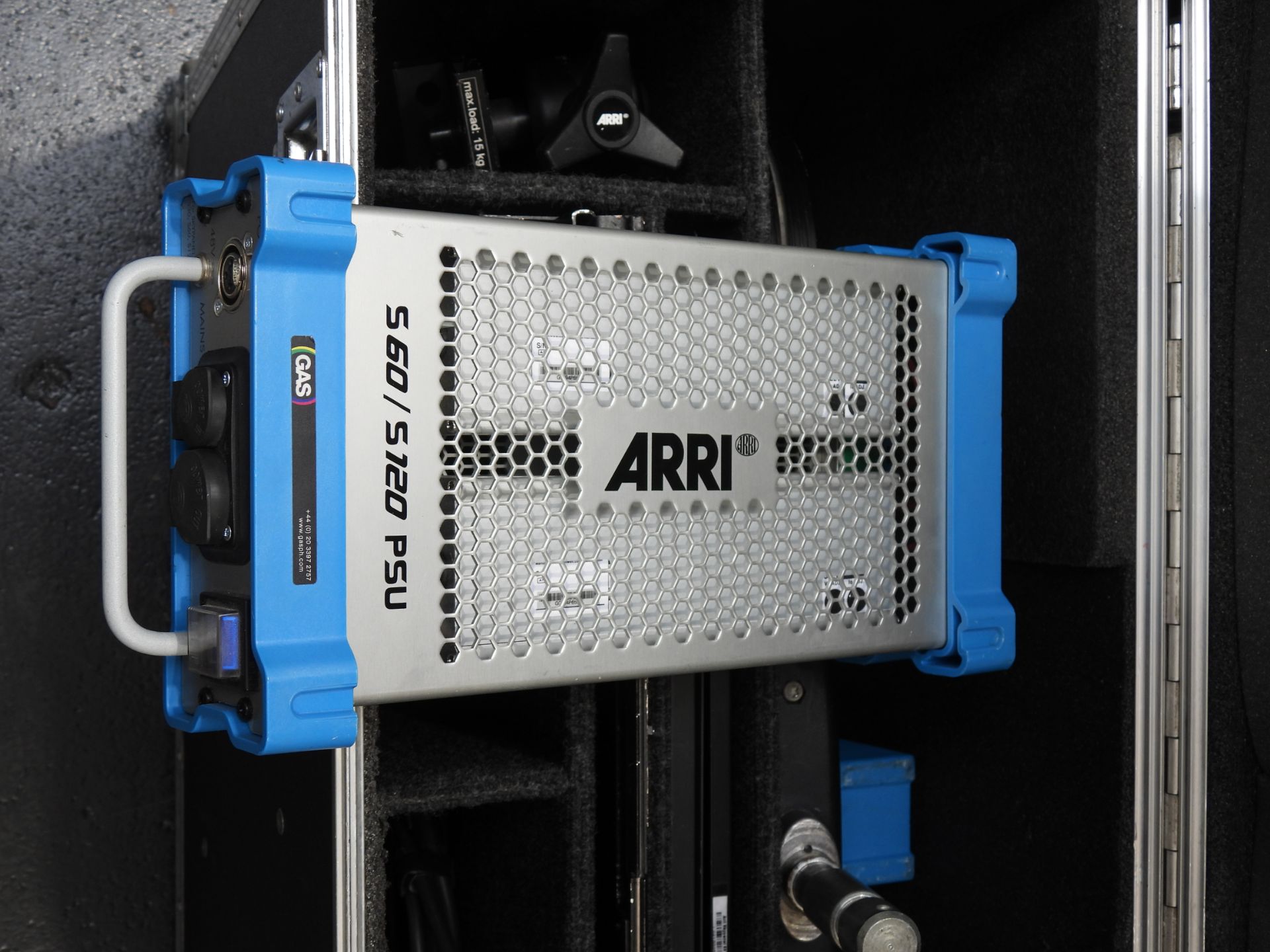 ARRI Skypanel S 60-C Lighting Unit, Serial Number L1.0003353-31004 with Accessories in Flight Case - Image 4 of 5
