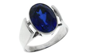 Ring 5,34g 585/- Weißgold mit behandeltem Saphir, Ringgröße ca. 52