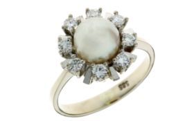 Ring 5,20g 585/- Weißgold mit 8 Diamanten ca. 0,16 ct. und Perle, Ringgröße ca. 52