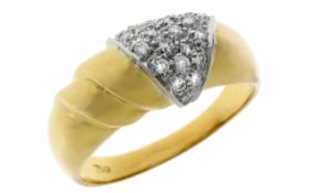 Ring 4,74g 750/- Gelbgold und Weißgold mit 20 Diamanten zus. ca. 0,20 ct., Ringgröße ca. 60