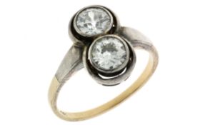 Ring 6,54g 585/- Gelbgold und 925/- Silber mit 2 Diamanten zus. ca. 3,00 ct. G/vs Altschliff, Rin...