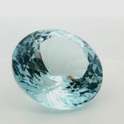 Aquamarin zu 24.33 ct.. Durchmesser 19.65 mm. Hoehe 12.46 mm