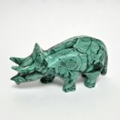 Farbstein Objekt Dinosaurier 1081.96 g Ma..e ca. 17x5x9.50 cm