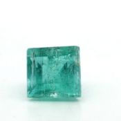 Smaragd 1.42 ct.. Laenge 0.6 mm x Breite 0.6 mm x Hoehe 0.5 mm