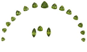 Peridot Set 87.14 ct.. fÃ¼r Collier. Ohrstecker und Ring