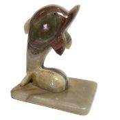 Farbstein Objekt Delfin ca. 1641.67 g. Laenge ca. 16 cm x Breite ca. 11 cm x Hoehe ca. 19 cm