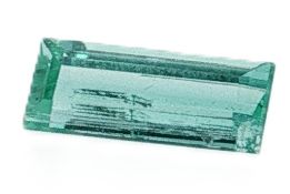 Smaragd 1.03 ct. . Laenge 1.0 mm x Breite 0.4 mm x 0.3 mm