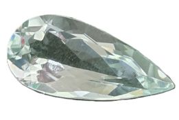 Aquamarin 6.70 ct.. Laenge ca. 20.40 mm x Breite ca. 9.60 mm x Hoehe ca. 6.67 mm