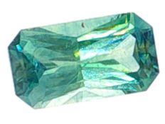 Saphir 1.04 ct. Laenge 7.84 mm. Breite 4.27 mm. Hoehe 3.15 mm mit Zertifikat