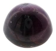 Sternrubin 74.49 ct.. Laenge 19.03 mm. Breite 21.10 mm. Hoehe 18.49 mm