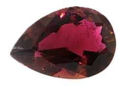 Turmalin 3.91 ct.. Laenge 13.63 mm. Breite 9.21 mm. Hoehe 5.45 mm mit Zertifikat