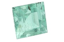 Smaragd 2.0 ct.. Laenge 0.7 mm x Breite 0.7 mm x Hoehe 0.6 mm
