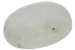 Mondstein 35.65 ct.. Laenge 24.88 mm. Breite 18.55 mm. Hoehe 9.85 mm