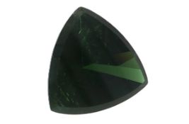 Turmalin 9.70 ct.. Laenge 15.49 mm. Hoehe 8.64 mm