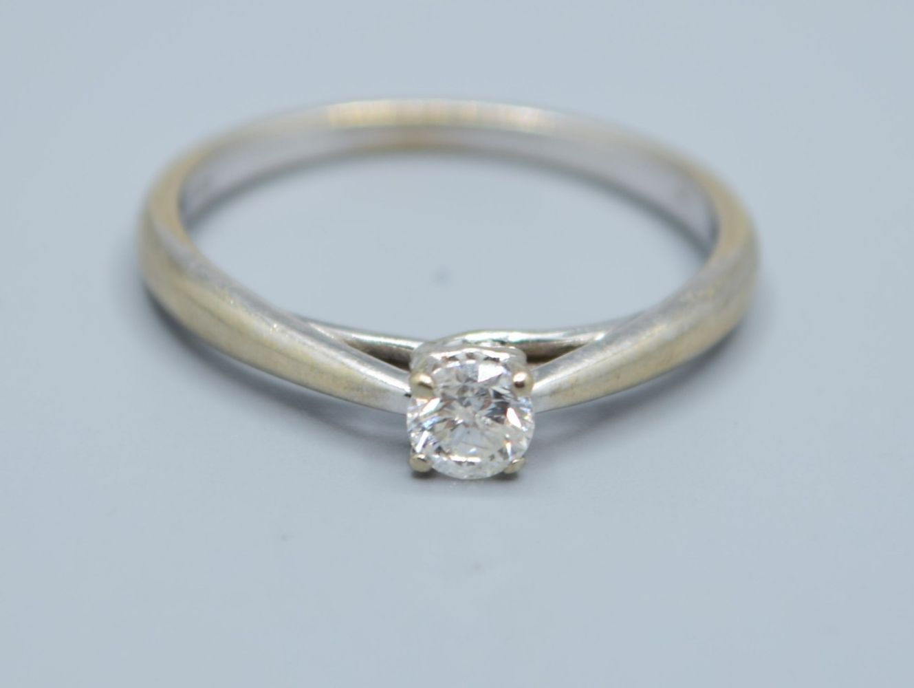 Jewellery. Live Bidding in the Room. Postage Available on All Items by Post Office Special Delivery - Multi Lot Arrangements (Plea