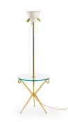 Lampadaire dans le goût de la maison Jansen, circa 1970, en laiton et verre, plateau circulaire repo