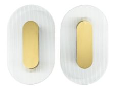 Paire d'appliques Button Big par Federico Peri (né en 1983), édition Baxter, en laiton et verre ondu