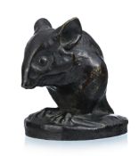 Charles Reymond-Gunthert (1871-1941), Souris, sculpture en bronze, signée, 7,5x8x5,5 cm