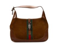Gucci, sac Jackie en cuir et daim marron, le devant orné du ruban vert et rouge, housse, 21x31 cm