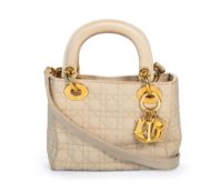 Christian Dior, sac Lady Dior Mini en tissu matelassé cannage beige, charmes D.I.O.R., bandoulière,
