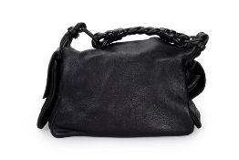 Bottega Veneta, sac Hobo en cuir grainé noir, housse, 20x30 cm