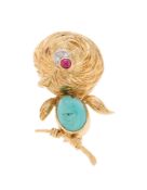 Van Cleef &amp; Arpels, broche figurant un oiseau sur une branche or 750 texturé stylisant le plumag