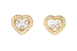 Chopard, paire de clous d'oreilles cœurs or 750 sertis de diamants taille 8/8 et brillant dont six m