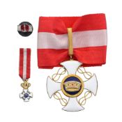 Royaume d'Italie, Ordre de la Couronne, fondé en 1868, croix de Commandeur en vermeil et émail, diam
