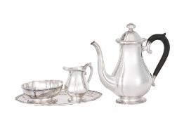 Jezler. Service à café en argent 800, comprenant 4 pièces: 1 verseuse,1 crémier, 1 coupelle et 1 pet