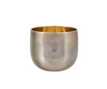 Bulgari. Timbale en vermeil 925, Italie, 1977\. Unie, gravée de la couronne de l'Aga Khan, h. 6,5 cm