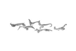 Suite de 6 porte-couteaux animaux en métal argenté, XXe s., divers poinçons dont Gallia et WMF, long