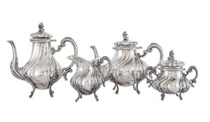 Service à thé et à café quadripode en argent 800, Italie, XXe s., style Rocaille, comprenant 4 pièce