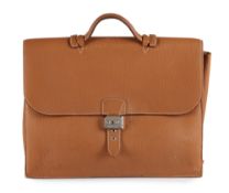 Hermès, sac à dépêches en cuir Clémence Taurillon Gold, année 2007, à deux soufflets, housse, 30x38