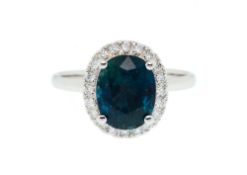 Bague or gris 750 sertie d'un saphir ovale de 3.921 carats provenant d'Afrique de l'Est, non chauffé