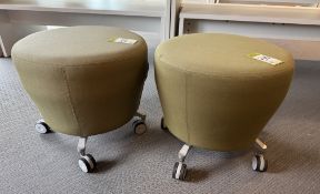 2 Orangebox Point-S mobile upholstered Stools (location in building: sixth floor)